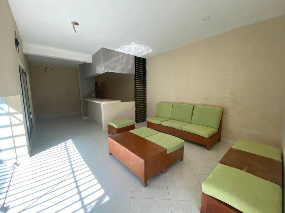 Apartment Ko'ox 52 *